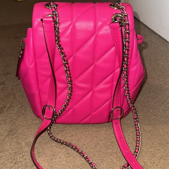 Coach dragonfruit Tabby backpack - Picture 9 of 14